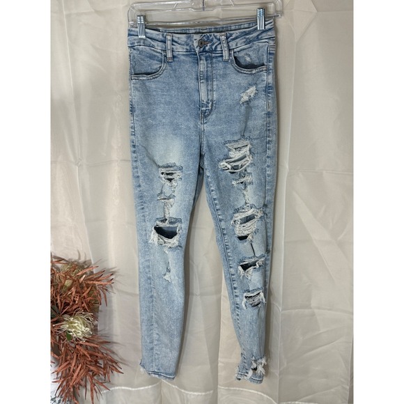 American Eagle Outfitters Denim - American Eagle Curvy Super Hi Rise Jeggings Size 6 Long Distressed Denim Preppy